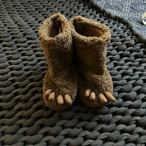 Kids Indoor Bear Shoes, Size Large (10)